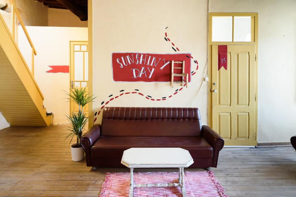 Shared lounge/TV area