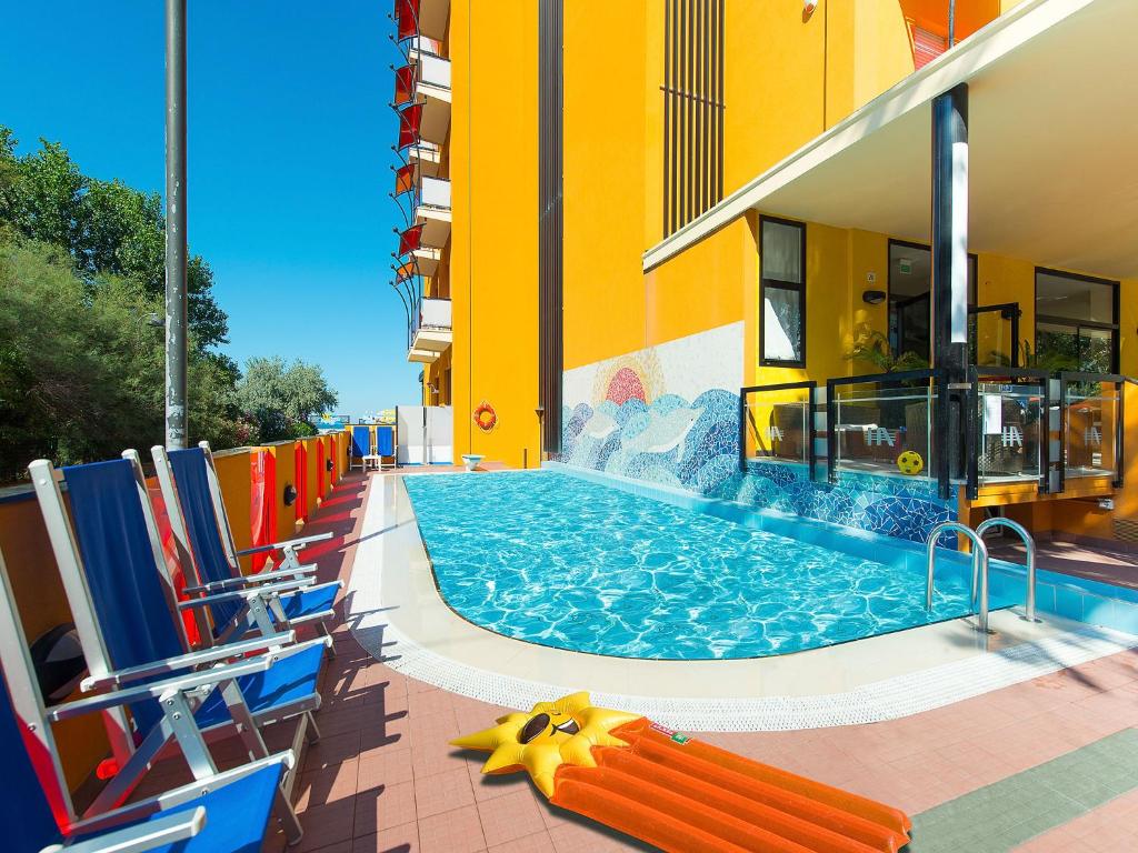 Hotel Ariane - BEACHFRONT, XXL Breakfast & Sea View - 5