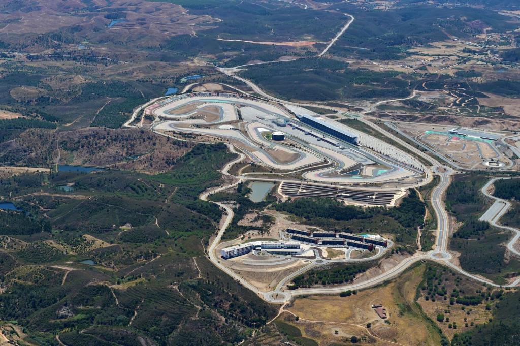 スポーツ/アクティビティ