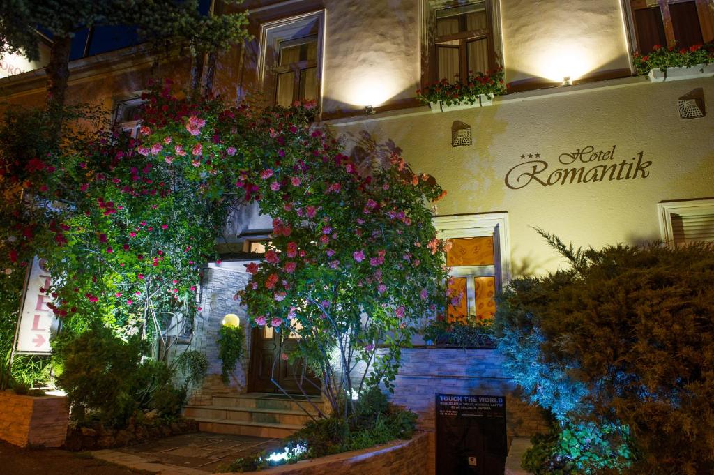 Hotel Romantik Eger photo