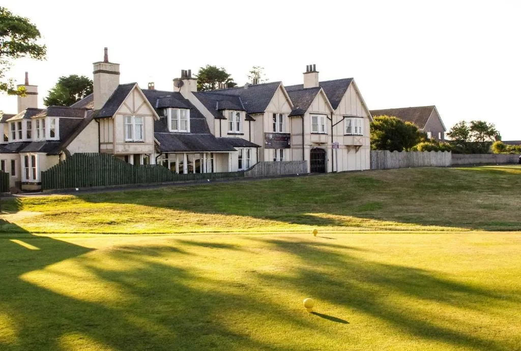 Grey Harlings Rooms, hotel in Montrose