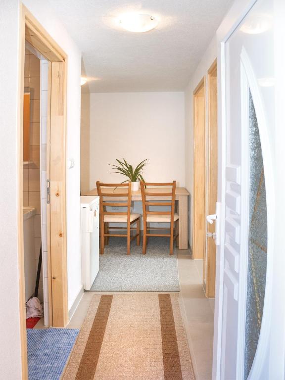 Apartment Resaa - 2