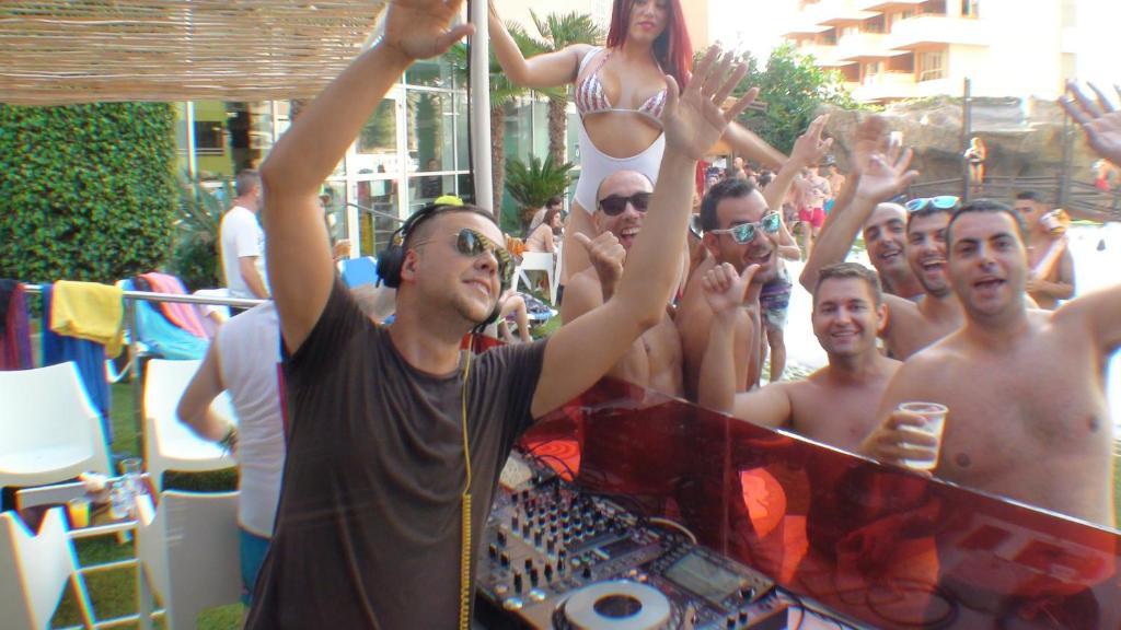 BC Music Resort — Swimming pool in Benidorm, Valencian Community