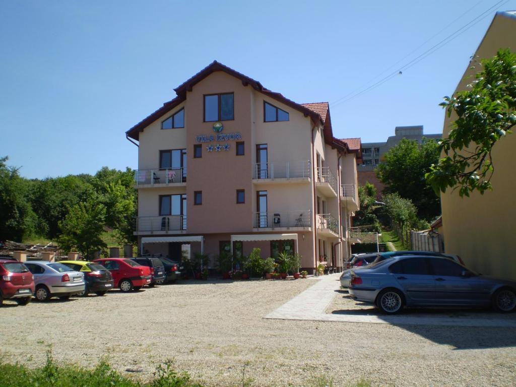 Vila Izvor — Hotel in Baile Felix
