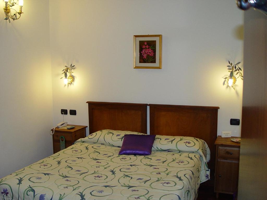 Hotel Centrale Bellagio photo