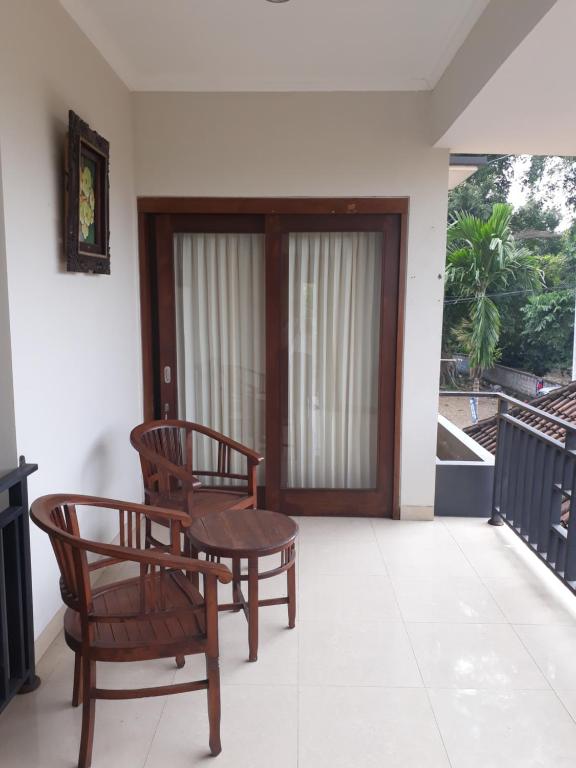 Dewa Put Guest House photo