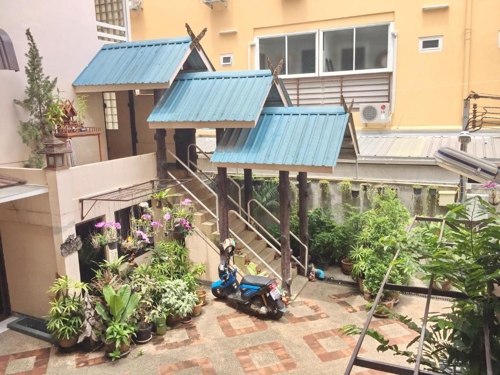 Chiang Mai Rose House