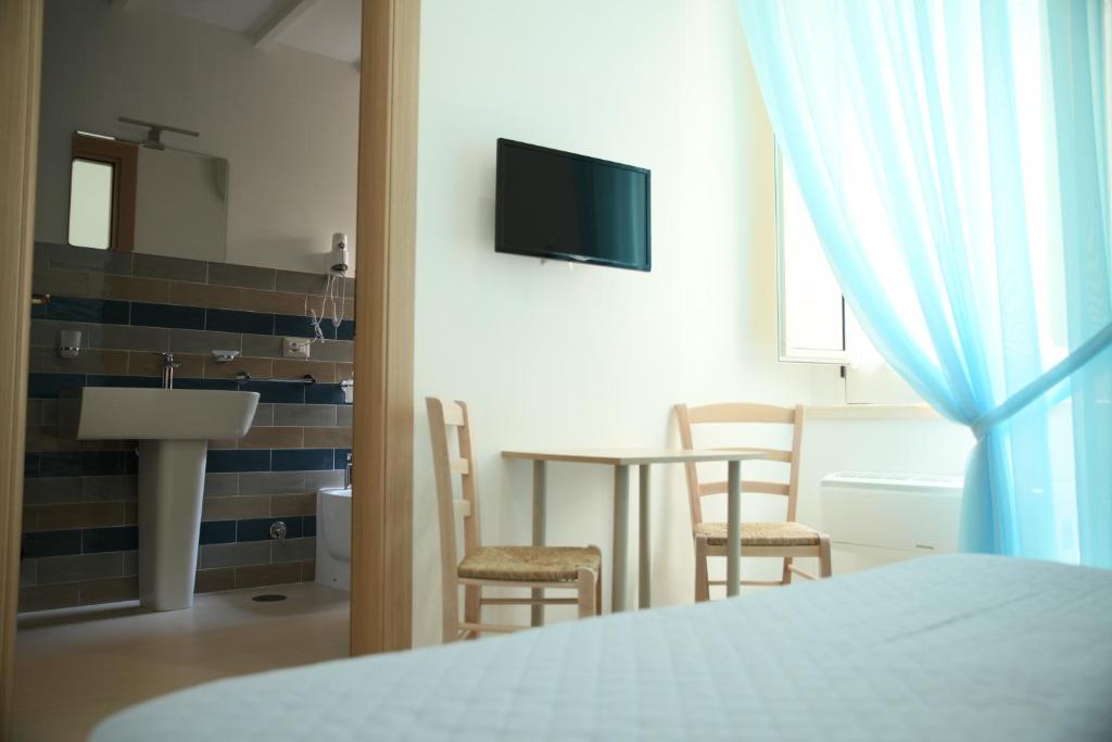 Double Room with Private Bathroom