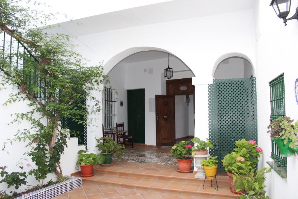 Apartamentos El Arco - 2