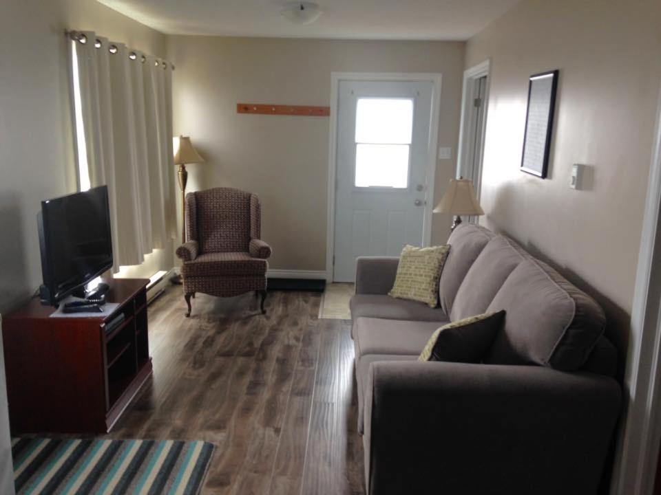 Oceanside Cabins — Hotel in Bonavista (NL)