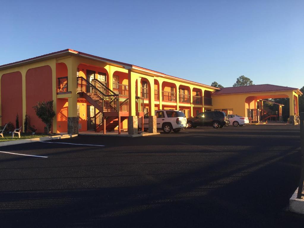 Relax Inn McRae — Hotel in Mcrae (GA)