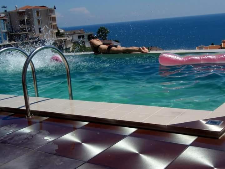 Apartments Monte — Hotel in Ulcinj