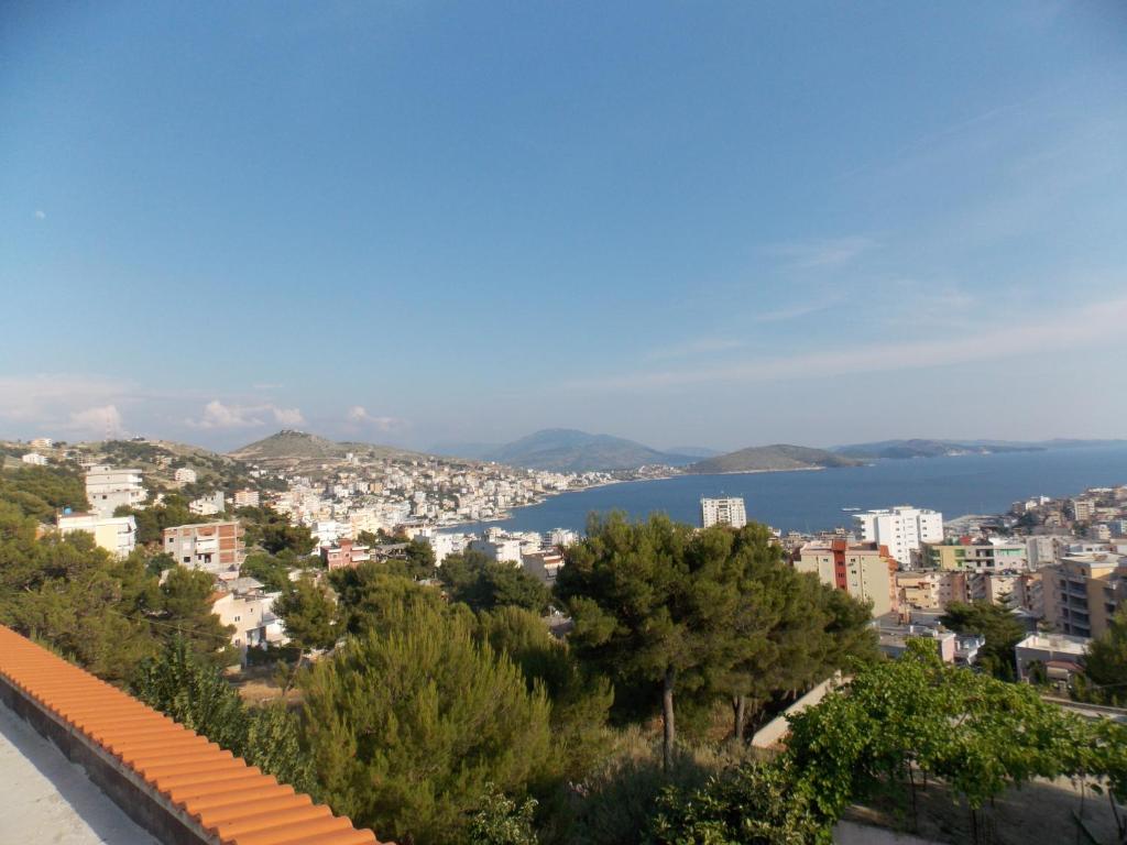 Guest house Vila Bega — Hotel in Saranda