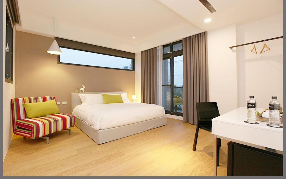 Lovely Pond Hostel