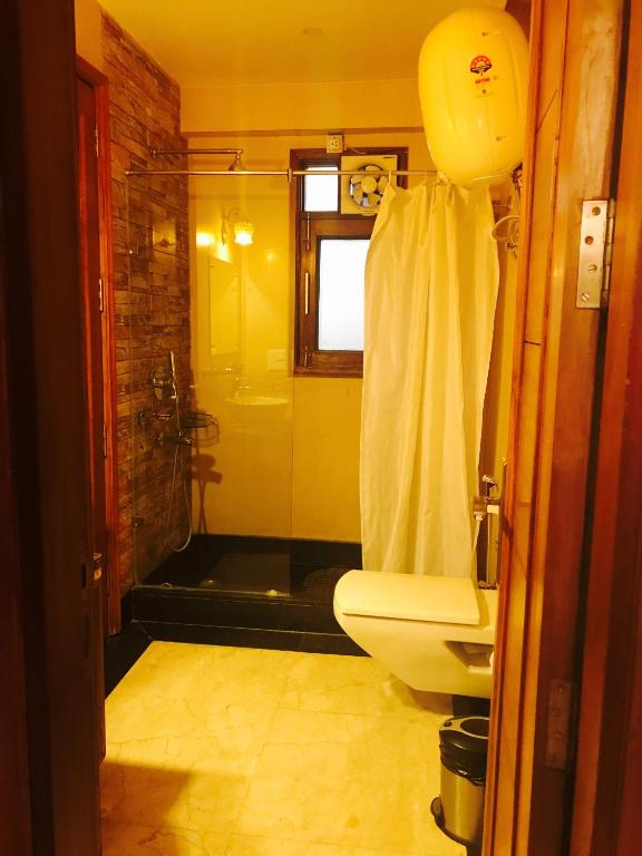 Skylink Suites Bed & Breakfast photo