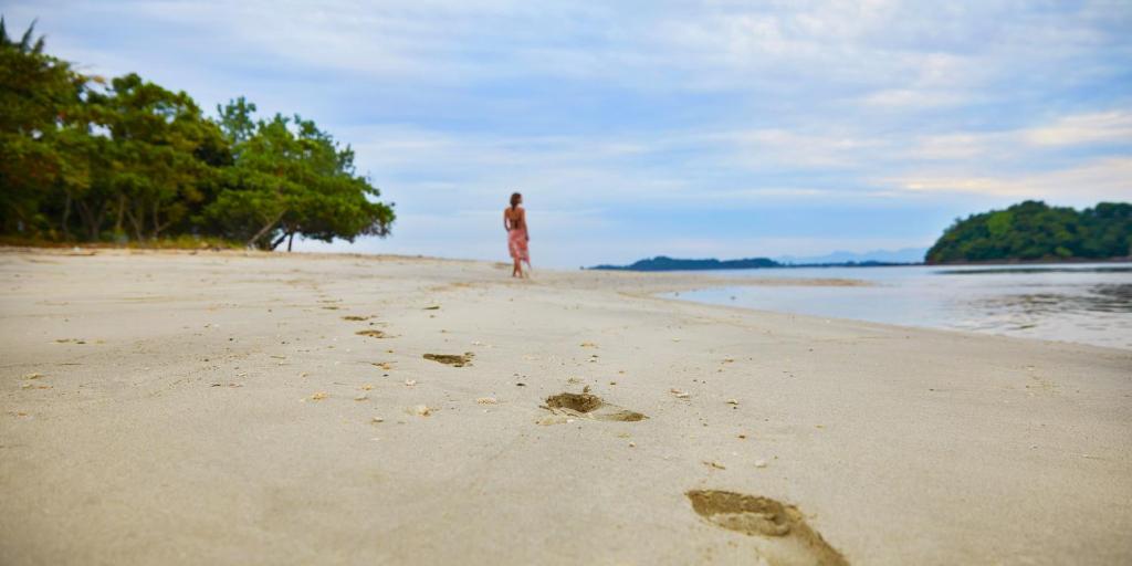 Pearl Beach Resort photo