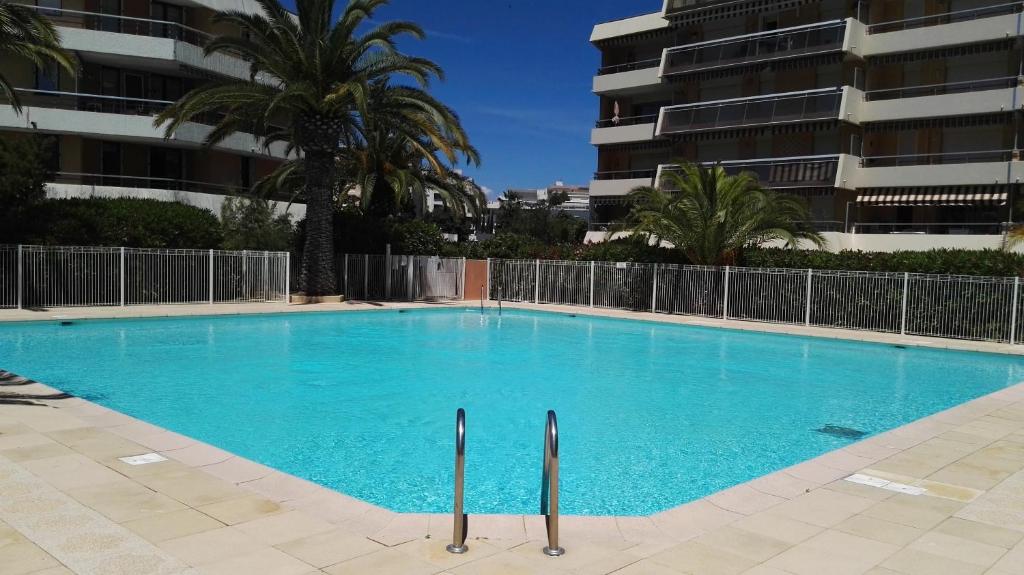 Studio proche plage, Fréjus - 1