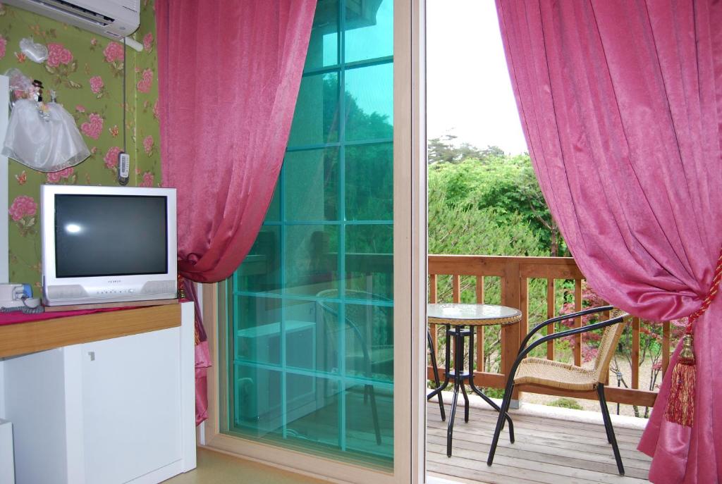 Shinevalley Pension & Hotel photo