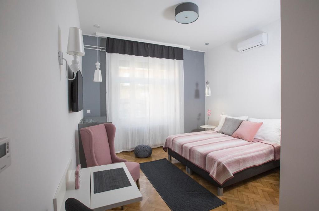 Dom Apartman — Hotel in Szeged