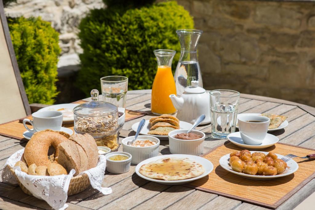 Food and beverages, Arcus Suites in Crete Island