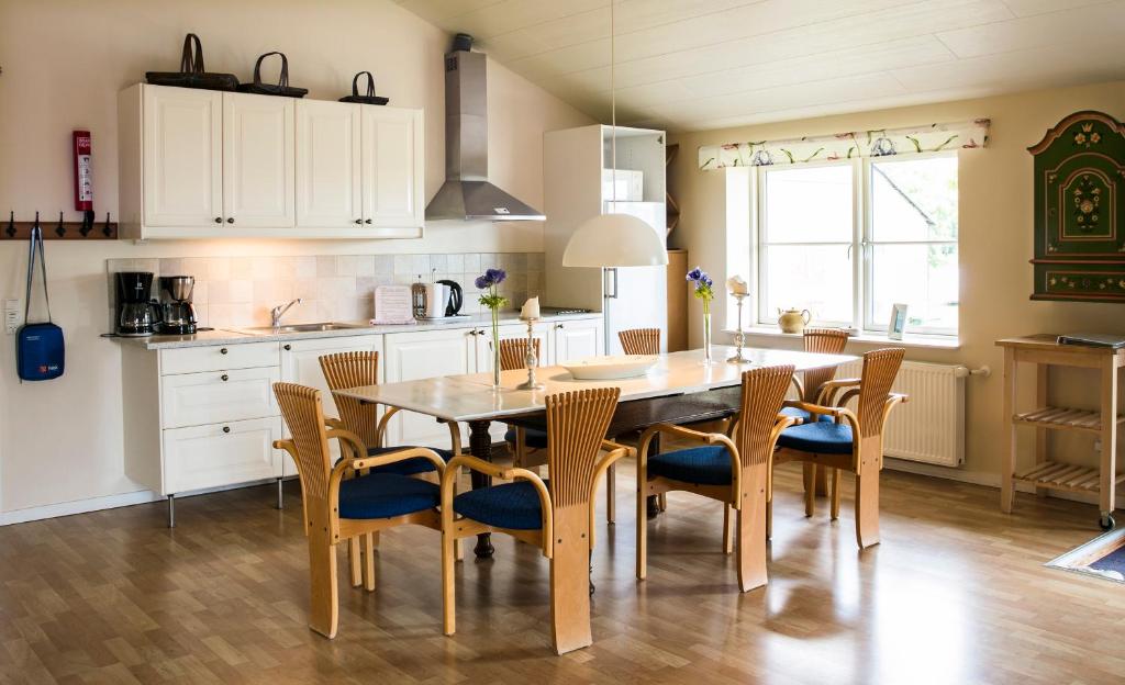 Facilities, Tiendegaarden Møns Klint in Borre