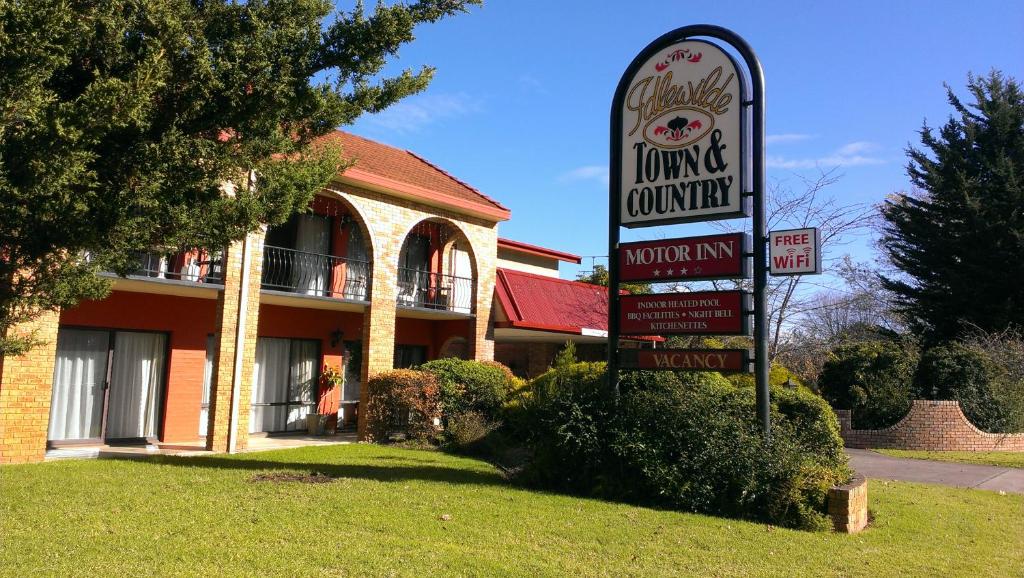 Idlewilde Town &amp; Country Motor Inn — Hotel in Pambula
