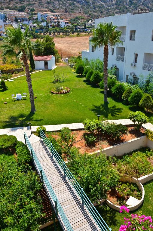 Niko Elen, Adults Only — Hotel building in Stalida
