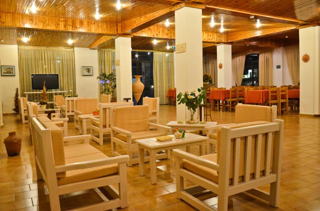 Niko Elen, Adults Only — Restaurant & bars in Stalida