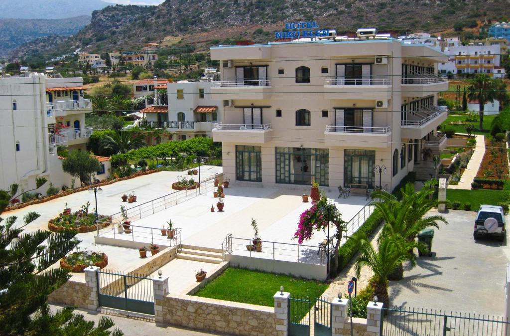 Niko Elen, Adults Only — Hotel building in Stalida