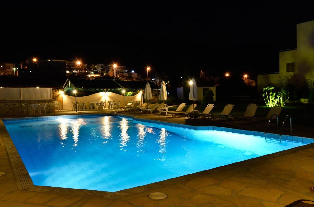 Niko Elen, Adults Only — Swimming pool in Stalida
