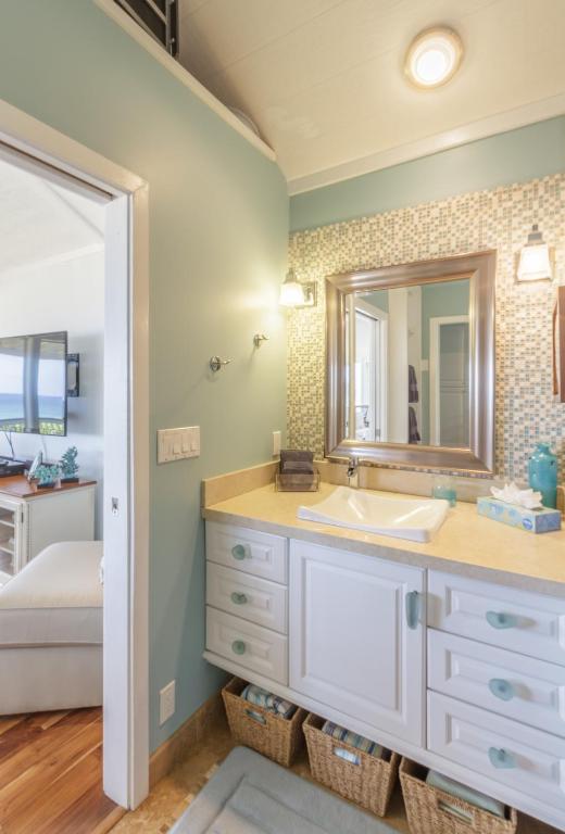 Pipe Beach House photo