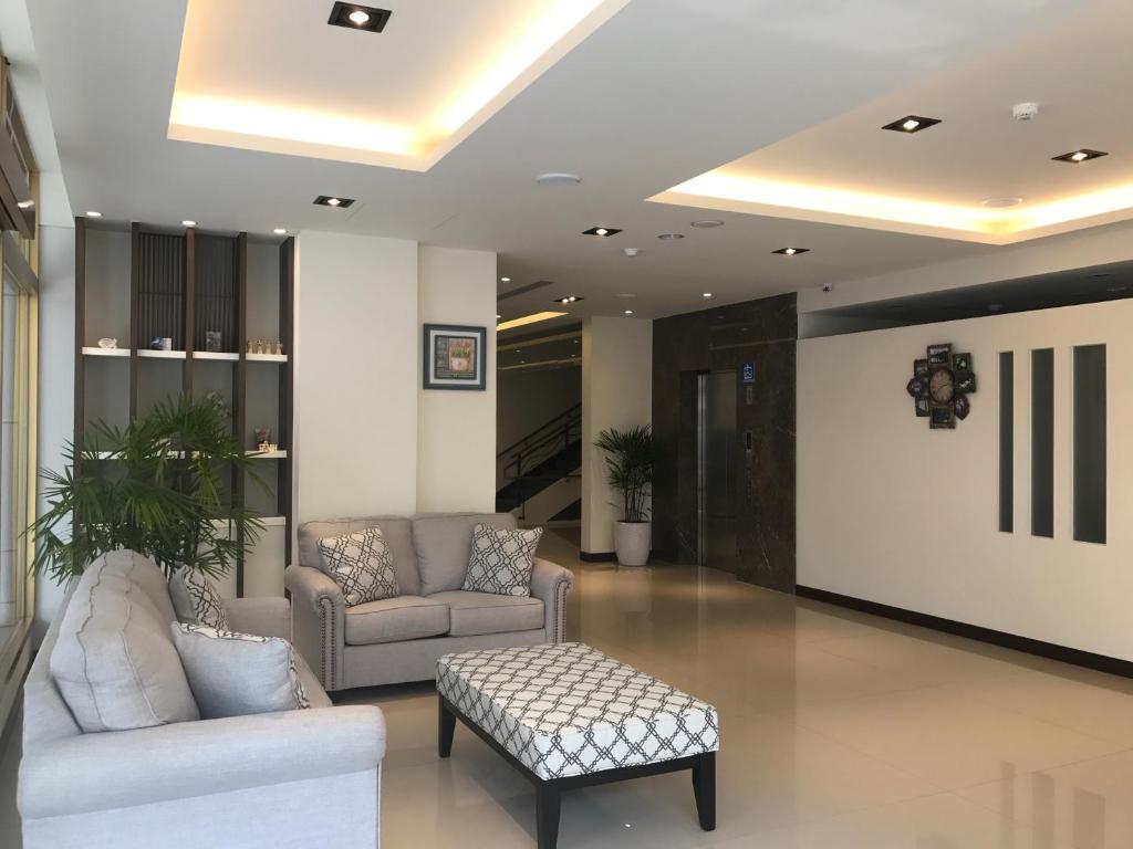 Shared lounge/TV area, ML HOTEL  in Chiayi