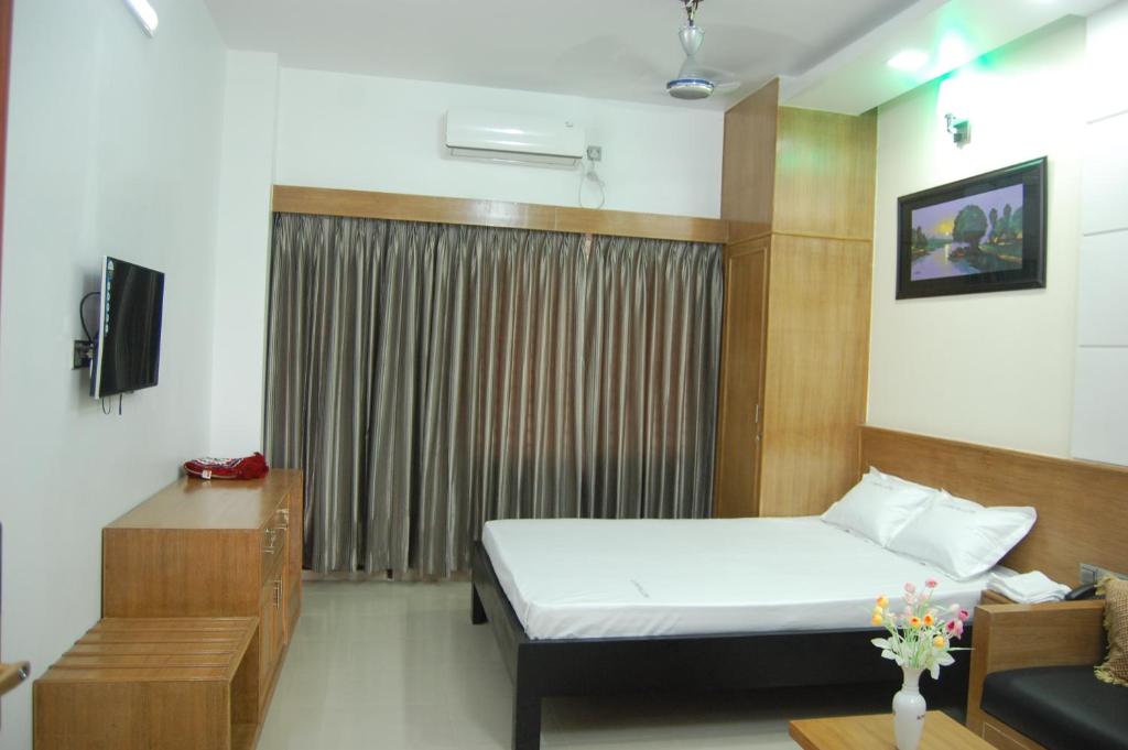The Papillon Hotel Bhola photo