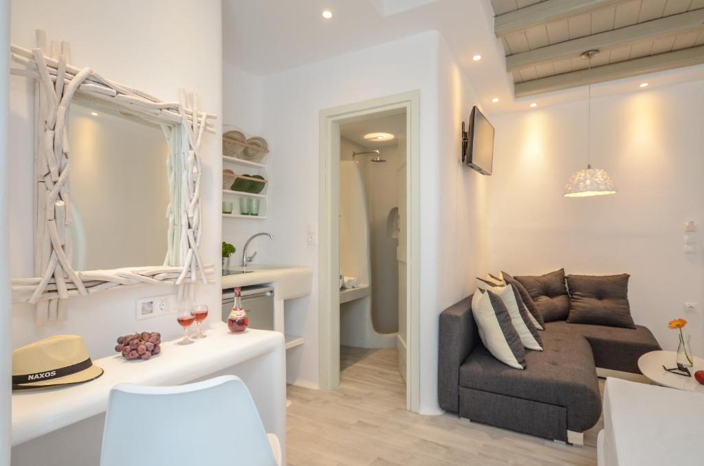 Naxian Spirit Suites & Apartments photo