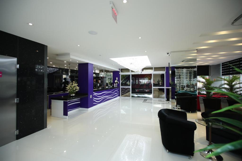 Holiday & Business Hotel - Em frente ao Centro de Eventos e Arena Conda photo