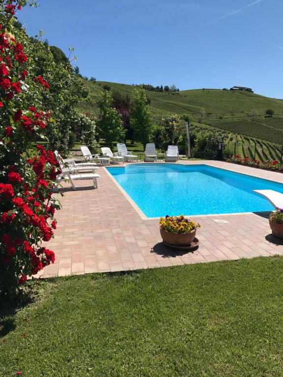 Residence delle Rose — Hotel in Monforte d'Alba