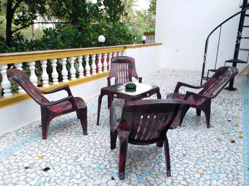 GR Stays 4bhk Private Villa with Private Jacuzzi Pool BAGA photo