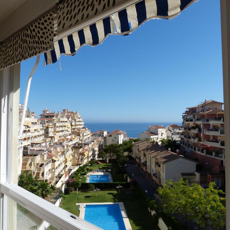 Benalmadena Sunny Sea View Apartment! - 4