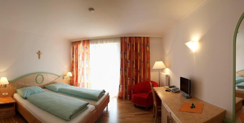 Hotel zum Kirchenwirt Mariazell - 4
