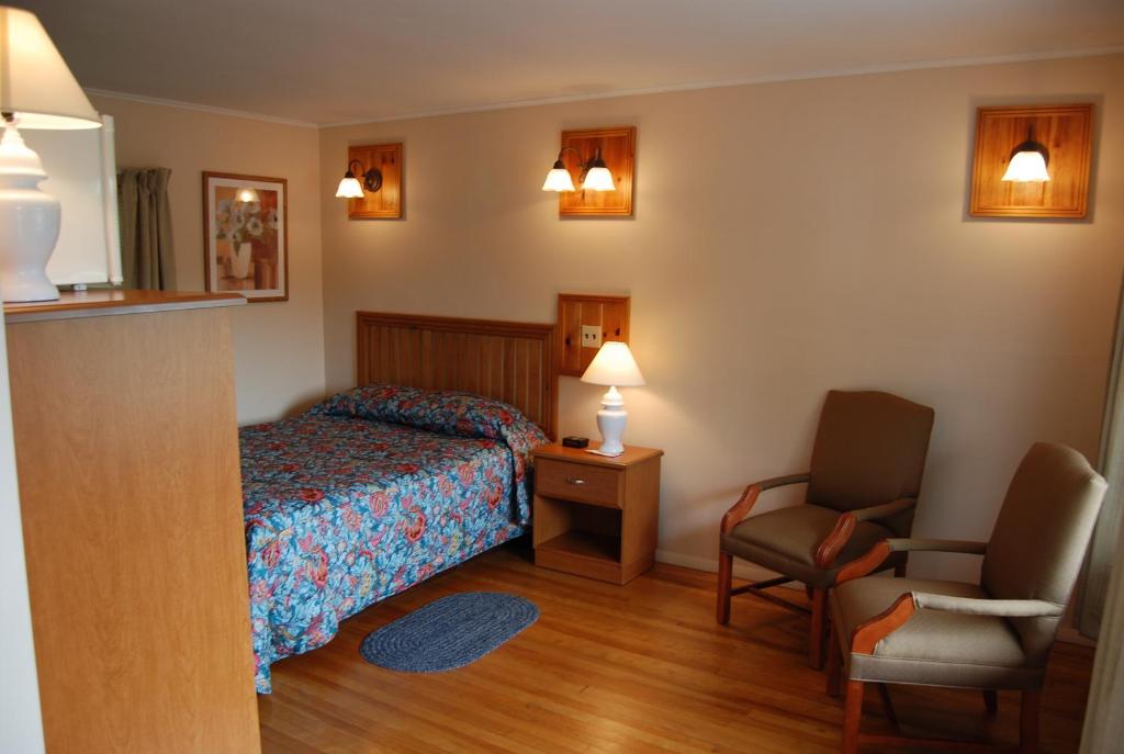 Grand View Motel photo