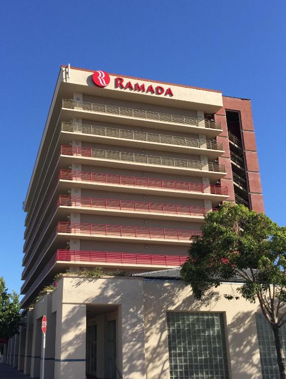 Ramada By Wyndham San Diego National City Photo 1