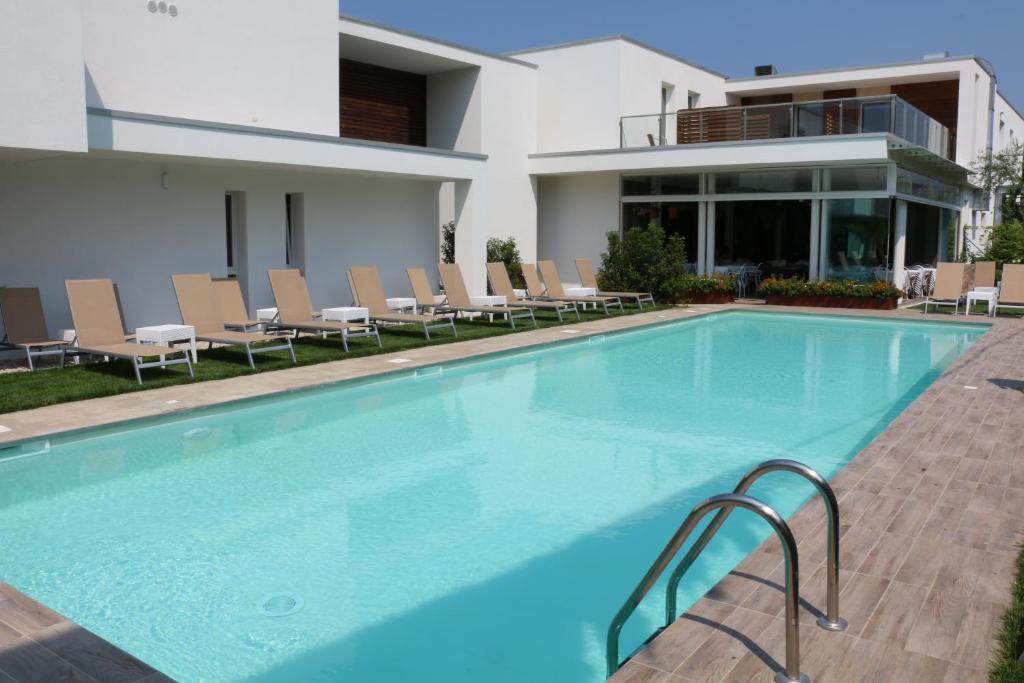 Hotel Maximilian photo