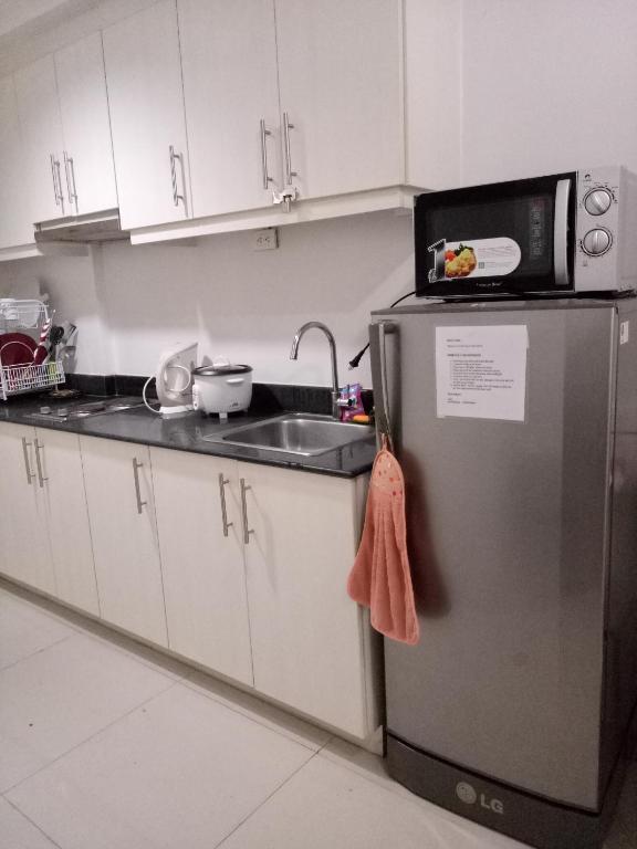 Chin's Place Sea Residences MOA — Hotel in Manila