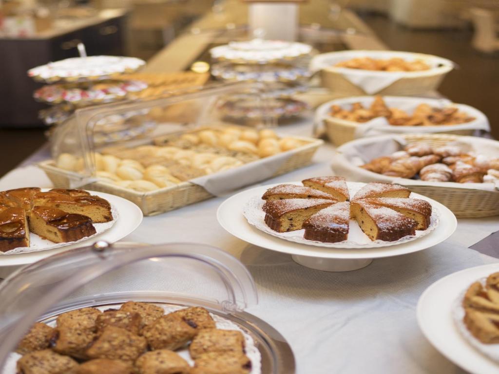 Їжа та напої