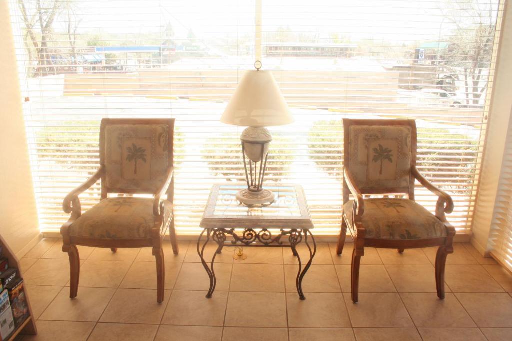 Highland Country Inn Flagstaff photo