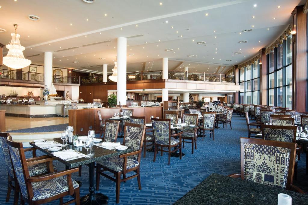 Grand Hotel Excelsior Photo 19