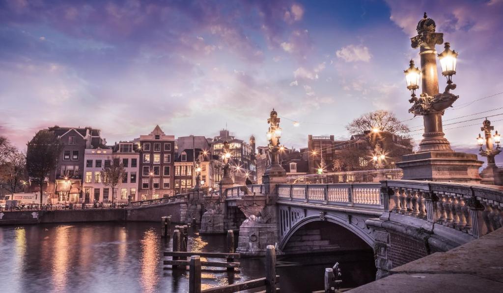 Smoking Hotels Amsterdam Smoking Hotels Amsterdam