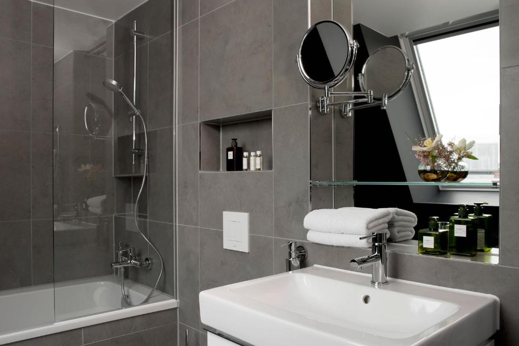 Hotel ZOE by AMANO — Hotel rooms in Berlin, Berlin