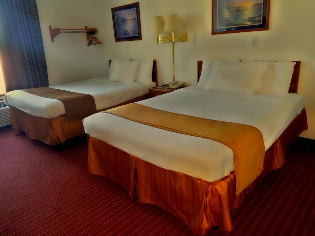 Budget Host Caribou Inn photo