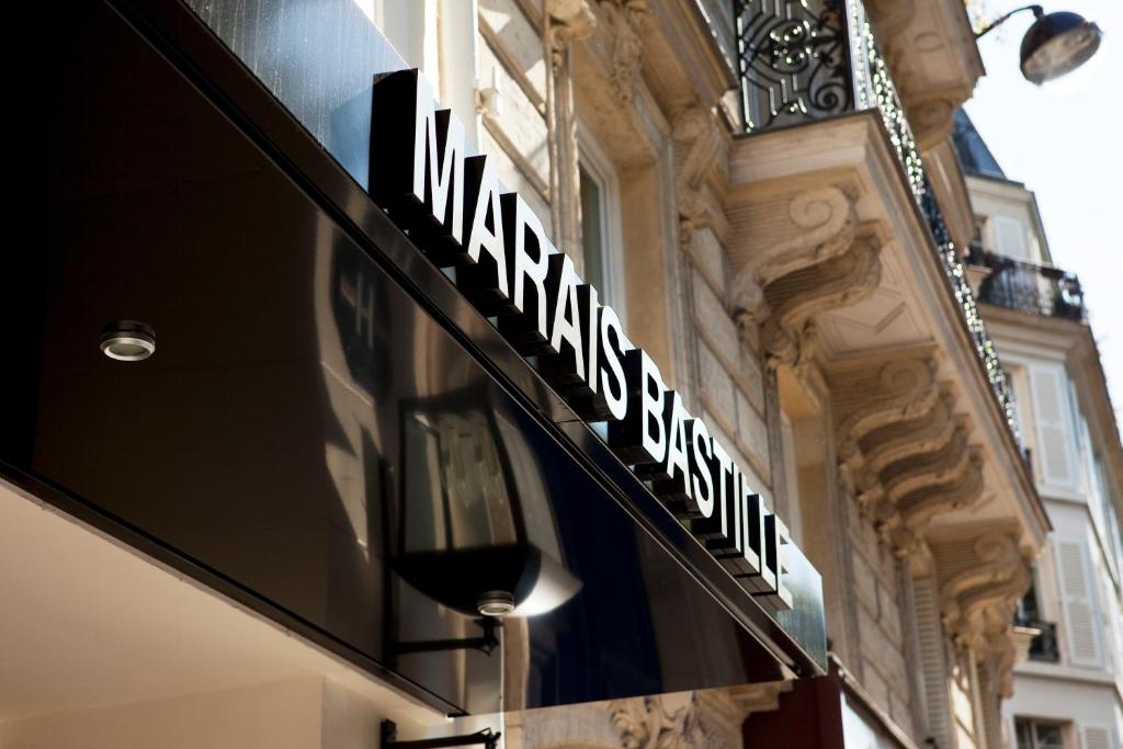 Entrance, Hotel Marais Bastille in Paris